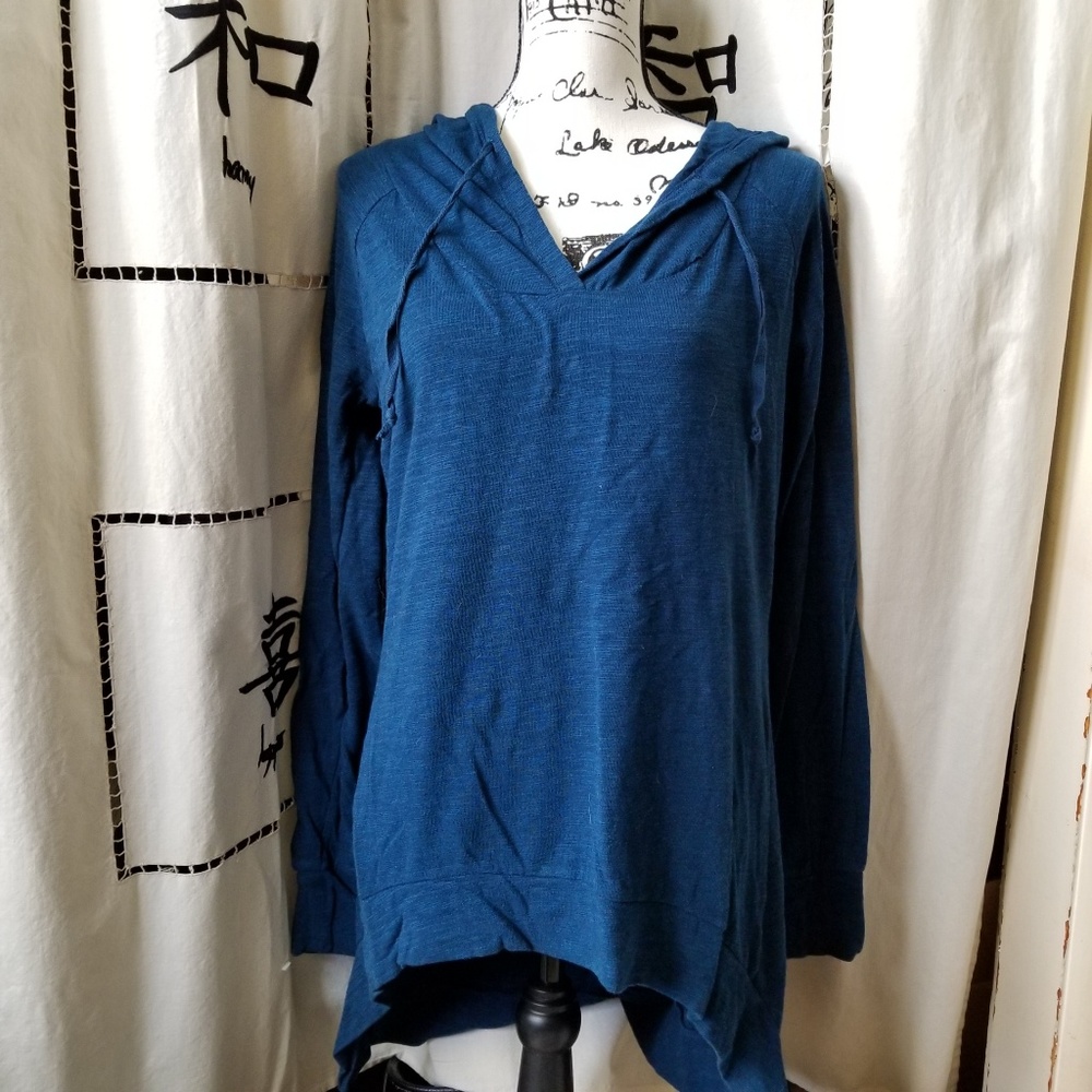 Hi  low yoga shirt size M Organic cotton